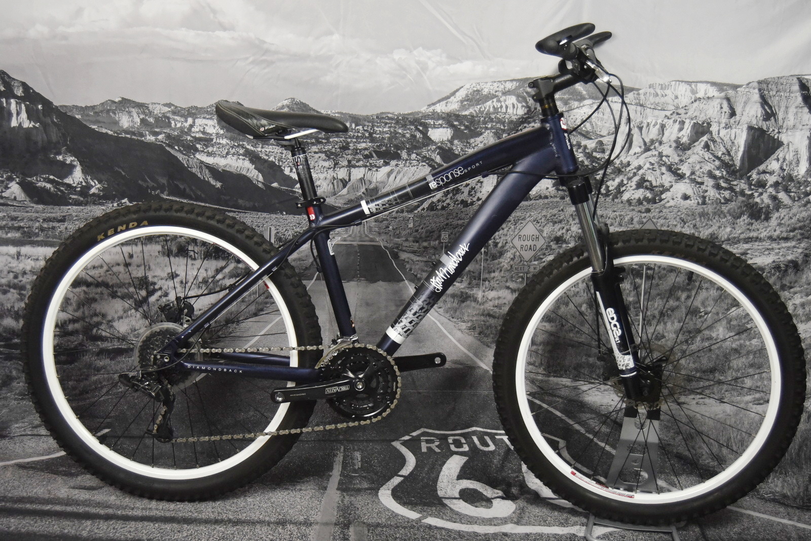 Diamondback mountain bike response sale