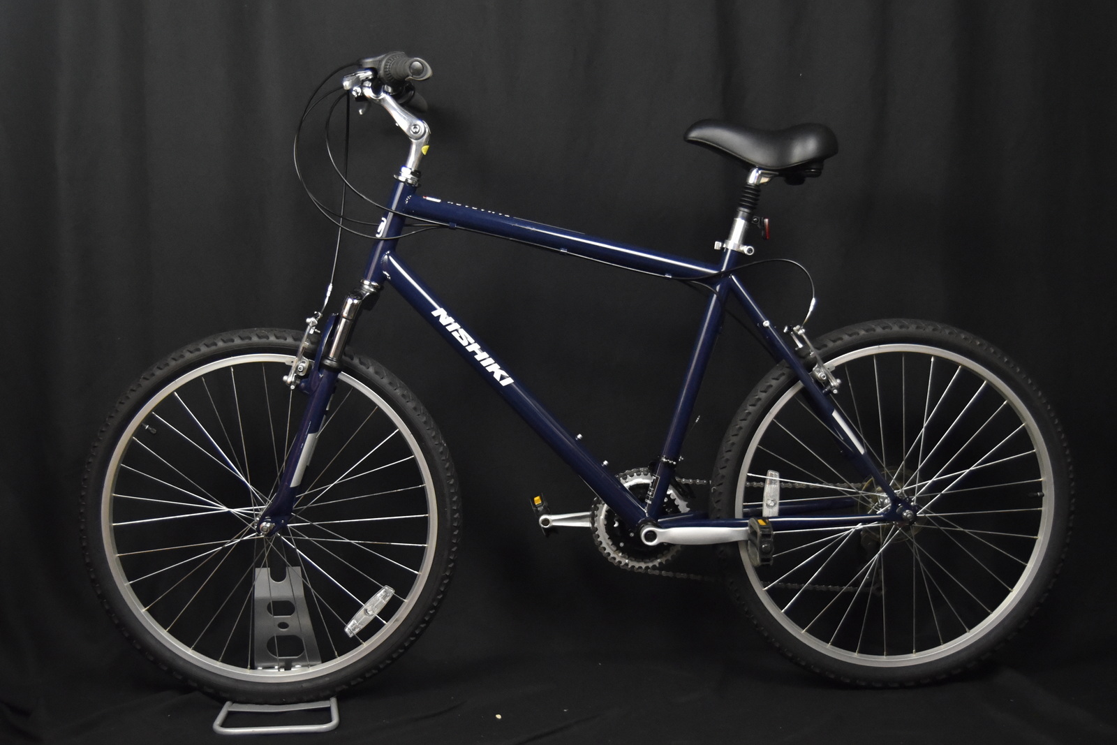 NISHIKI TAMARACK COMFORT HYBRID BIKE SIZE LARGE