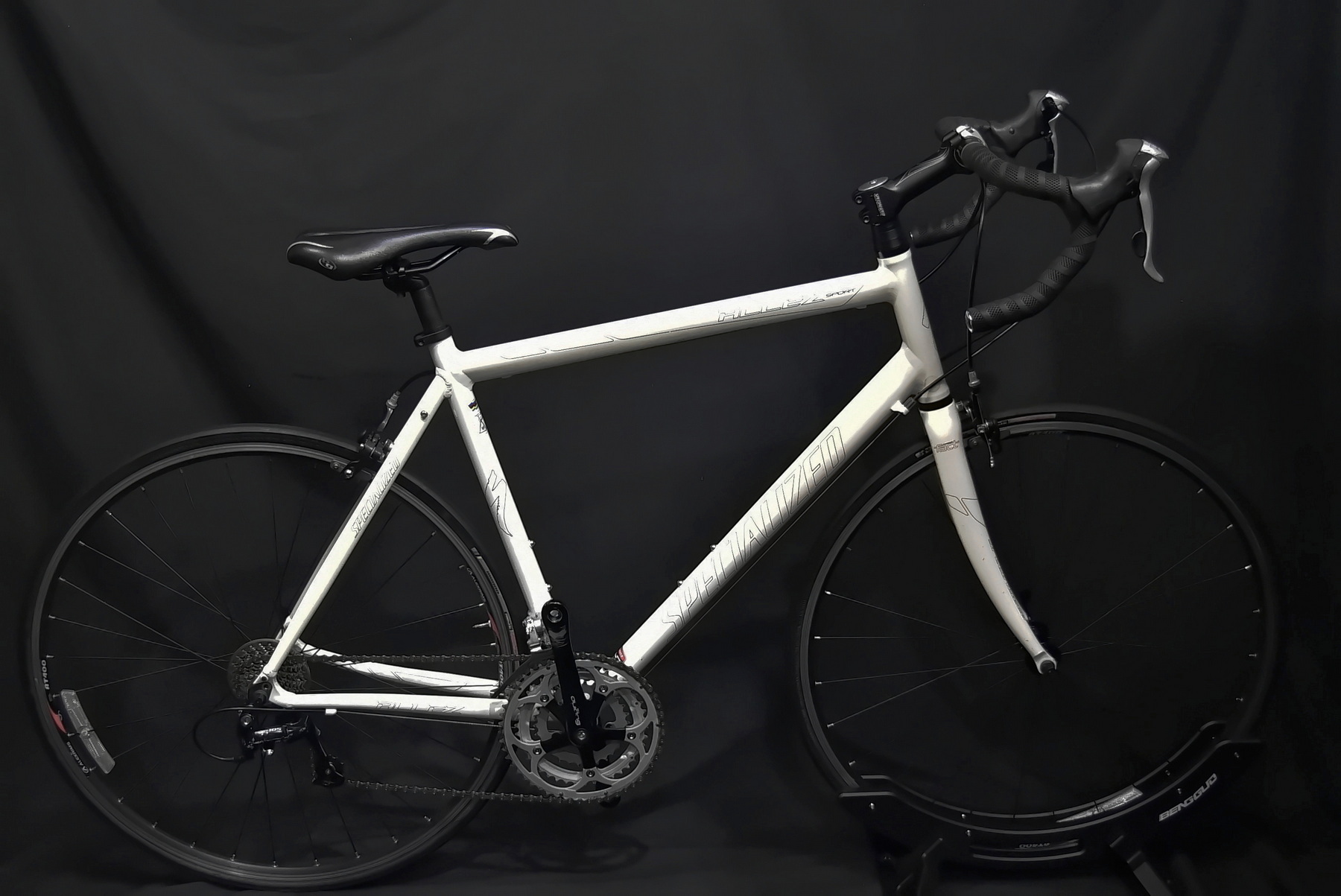 SPECIALIZED ALLEZ SPORT ROAD BIKE SIZE L