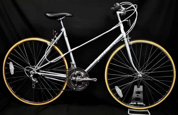 MIYATA VICTOR ROAD BIKE SIZE MEDIUM, 52 CM