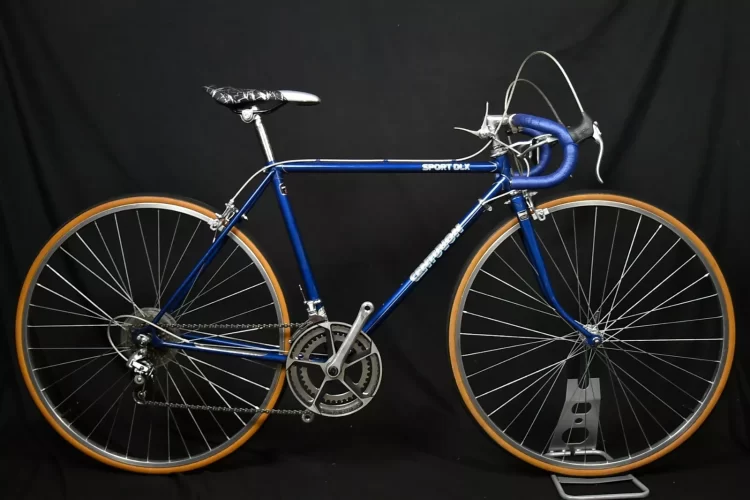 CENTURION SPORT DLX ROAD BIKE SIZE MEDIUM