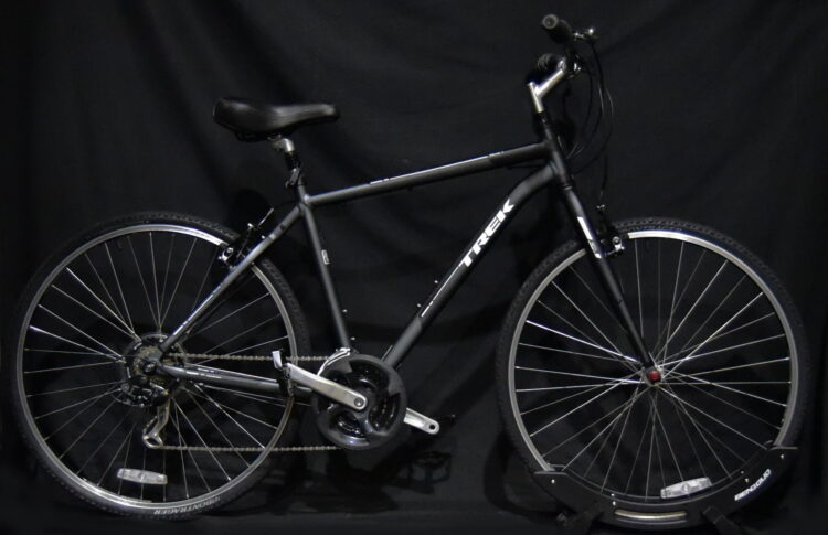 TREK VERVE 1 HYBRID BIKE