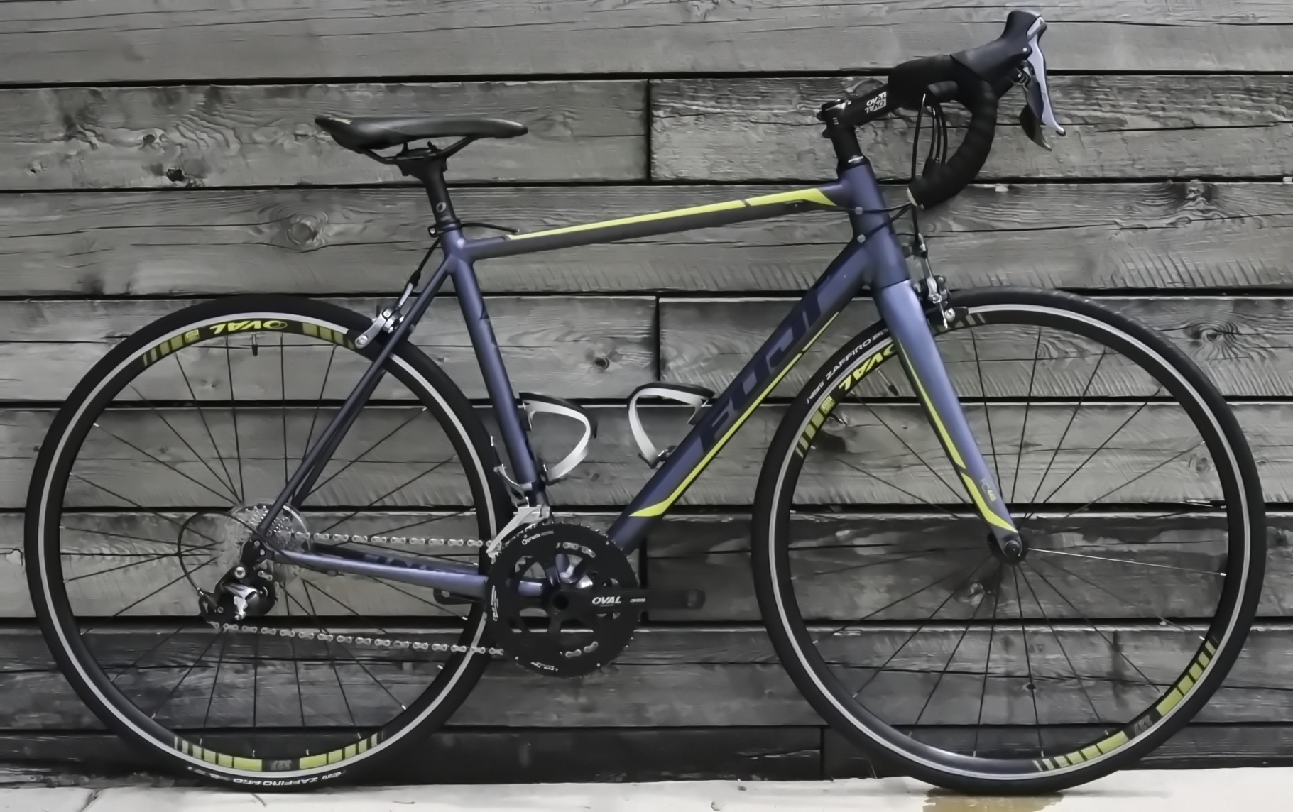 FUJI ROUBAIX ONE.5 ROAD BIKE SIZE LARGE