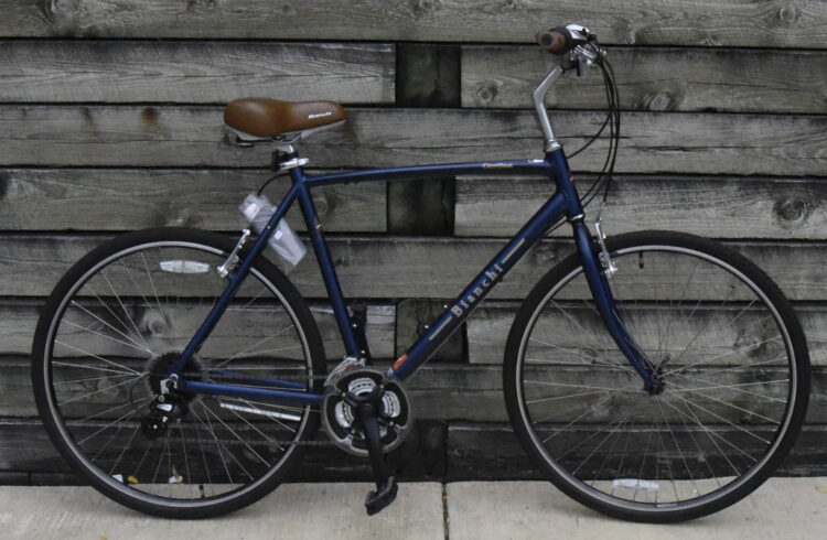 BIANCHI CORTINA HYBRID BIKE SIZE XX-LARGE