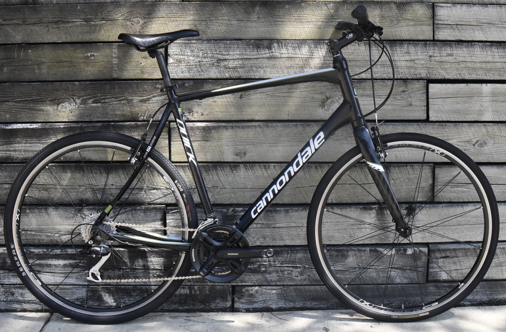 CANNONDALE QUICK HYBRID BIKE