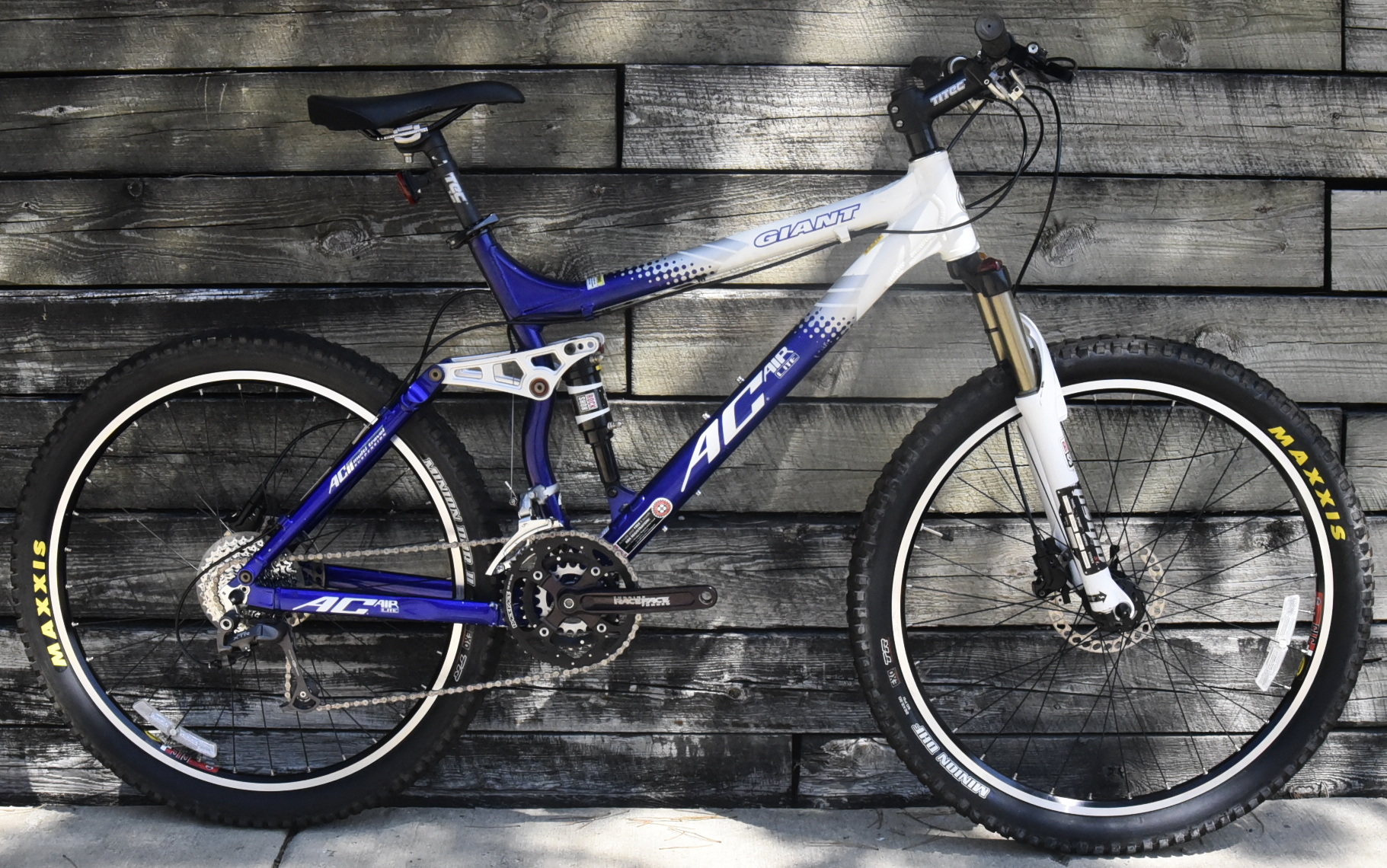 GIANT AC AIR LITE MOUNTAIN BIKE