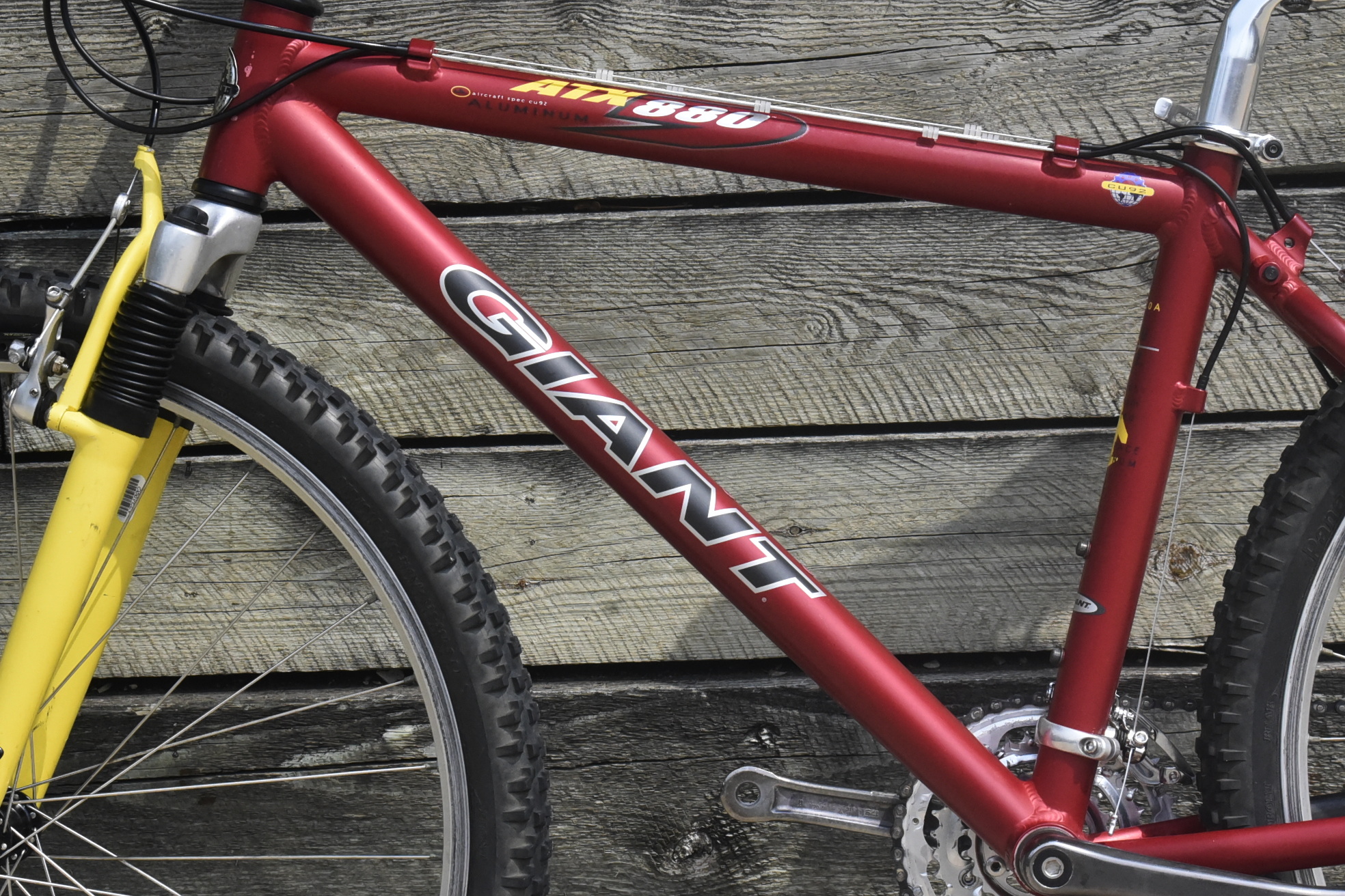 GIANT ATX 880 MOUNTAIN BIKE MEDIUM SIZE, 17", 24 SPEED, ALUM, FRONT SUSPENSION - Image 15