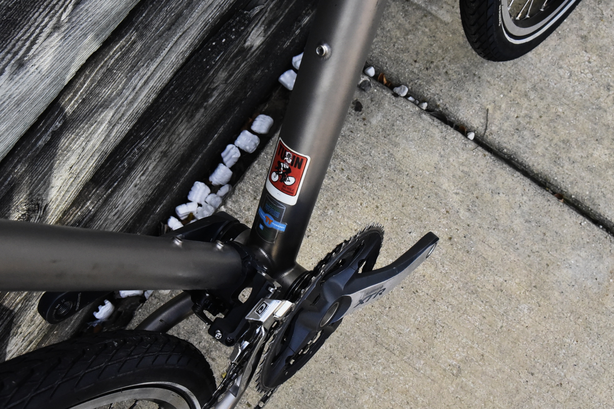 CUSTOM BUILT MOOTS TOURING BIKE SIZE XXL, 27 SPEED, TITANIUM TOP OF THE LINE - Image 10