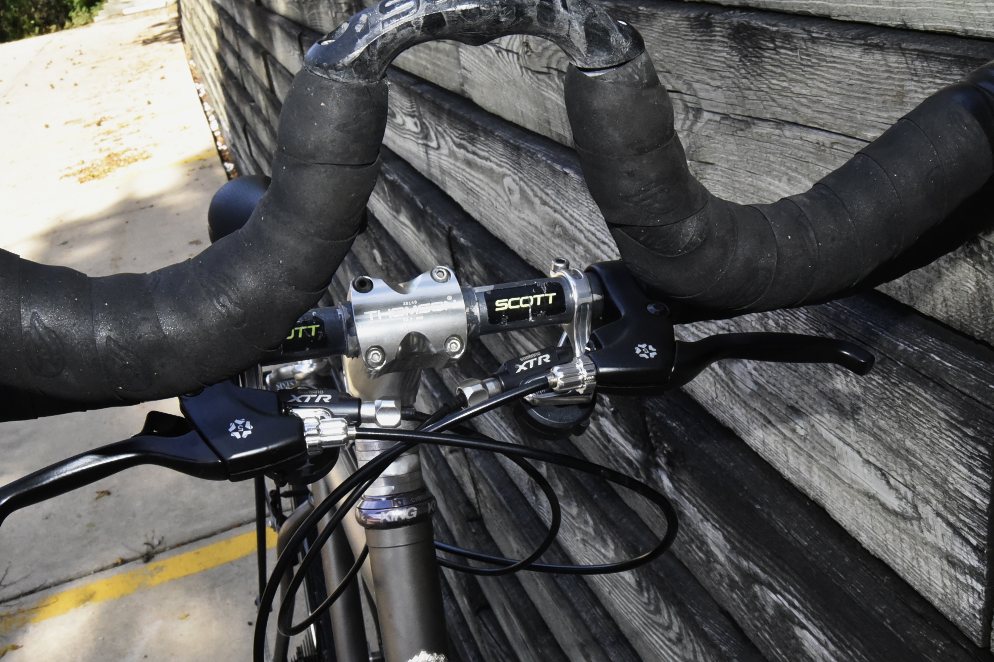 CUSTOM BUILT MOOTS TOURING BIKE SIZE XXL, 27 SPEED, TITANIUM TOP OF THE LINE - Image 13